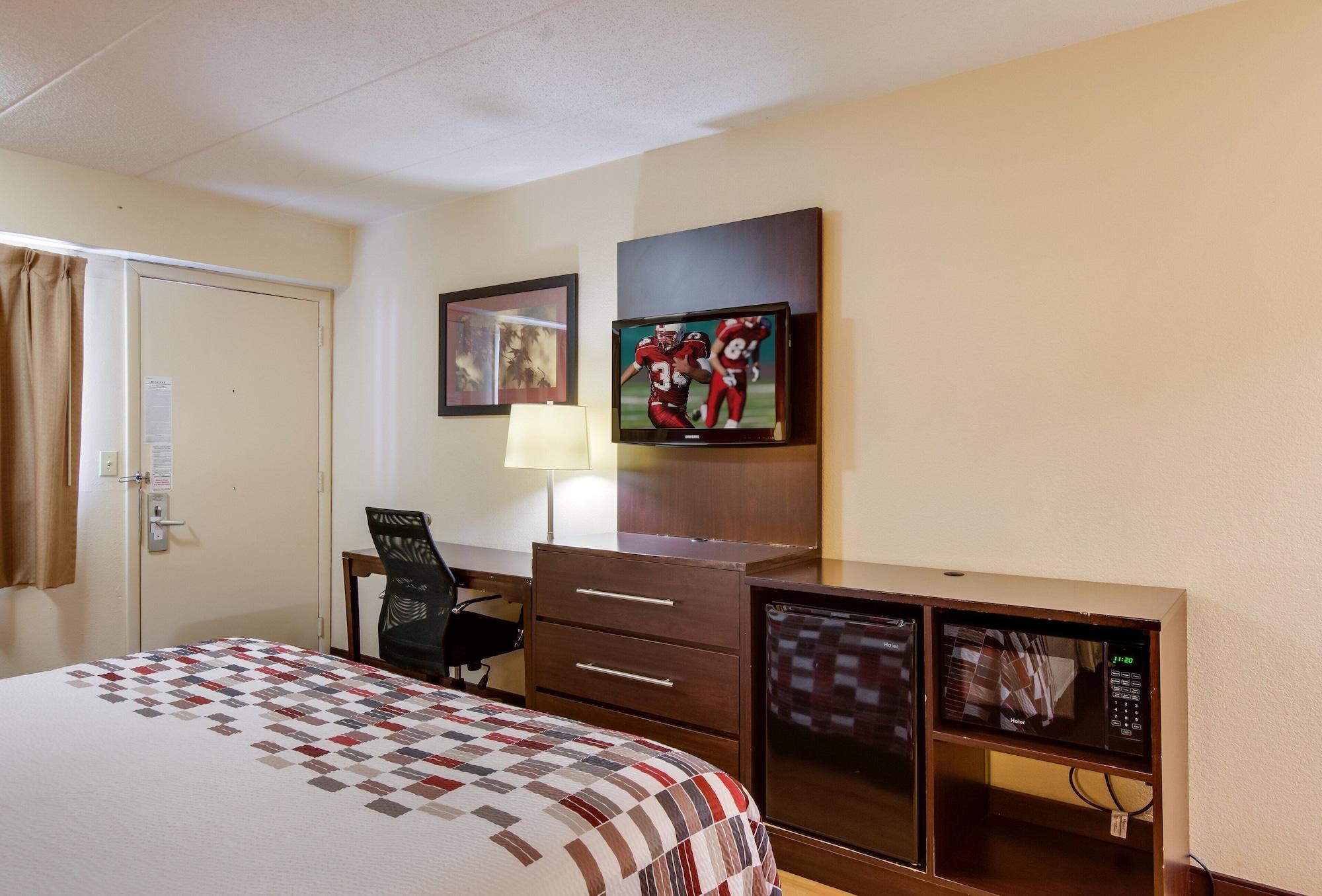 Motel Red Roof Grand Rapids Airport 2*