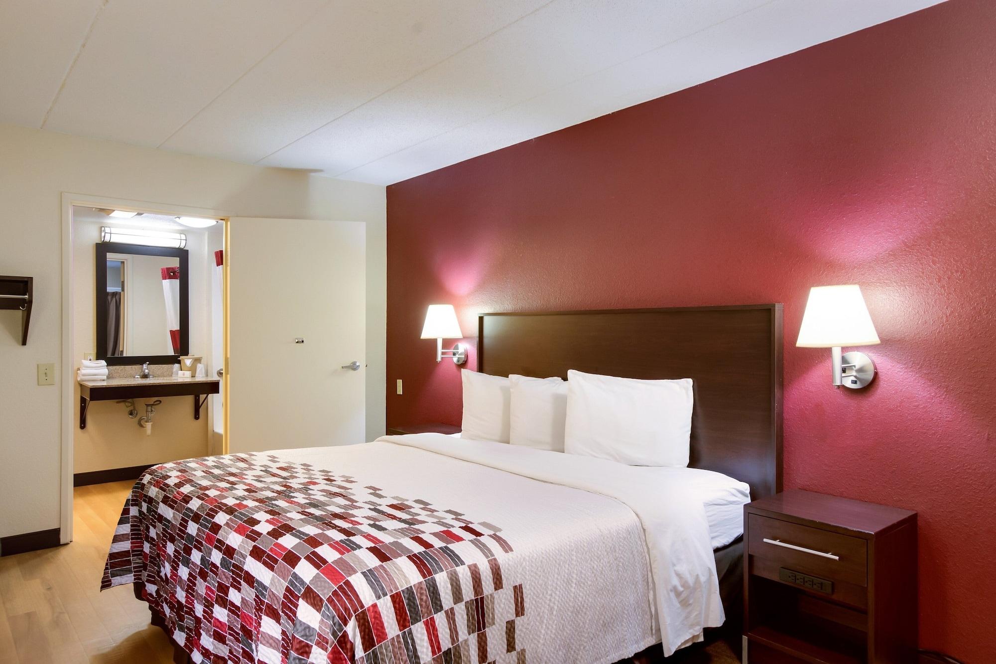 Motel Red Roof Grand Rapids Airport 2*